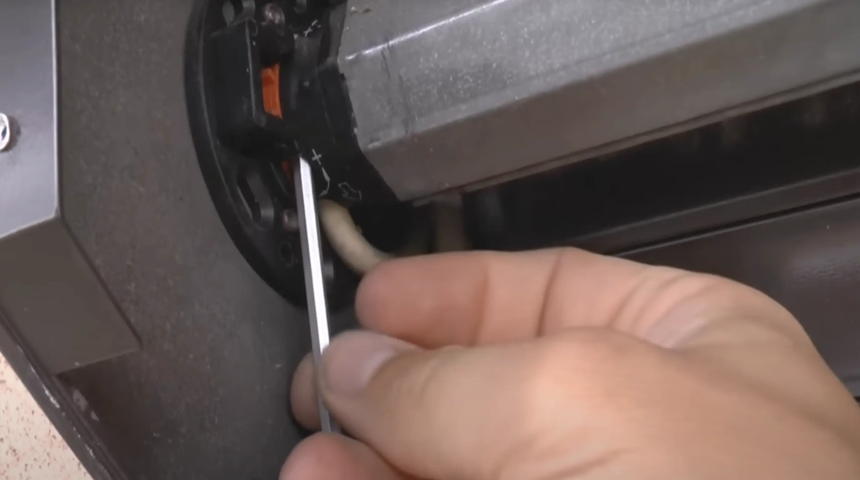 Programowanie pozycji krańcowych silnika rolety